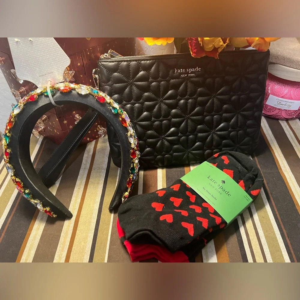 Kate Spade Black Quilted Lacy Heart Clutch Bundle